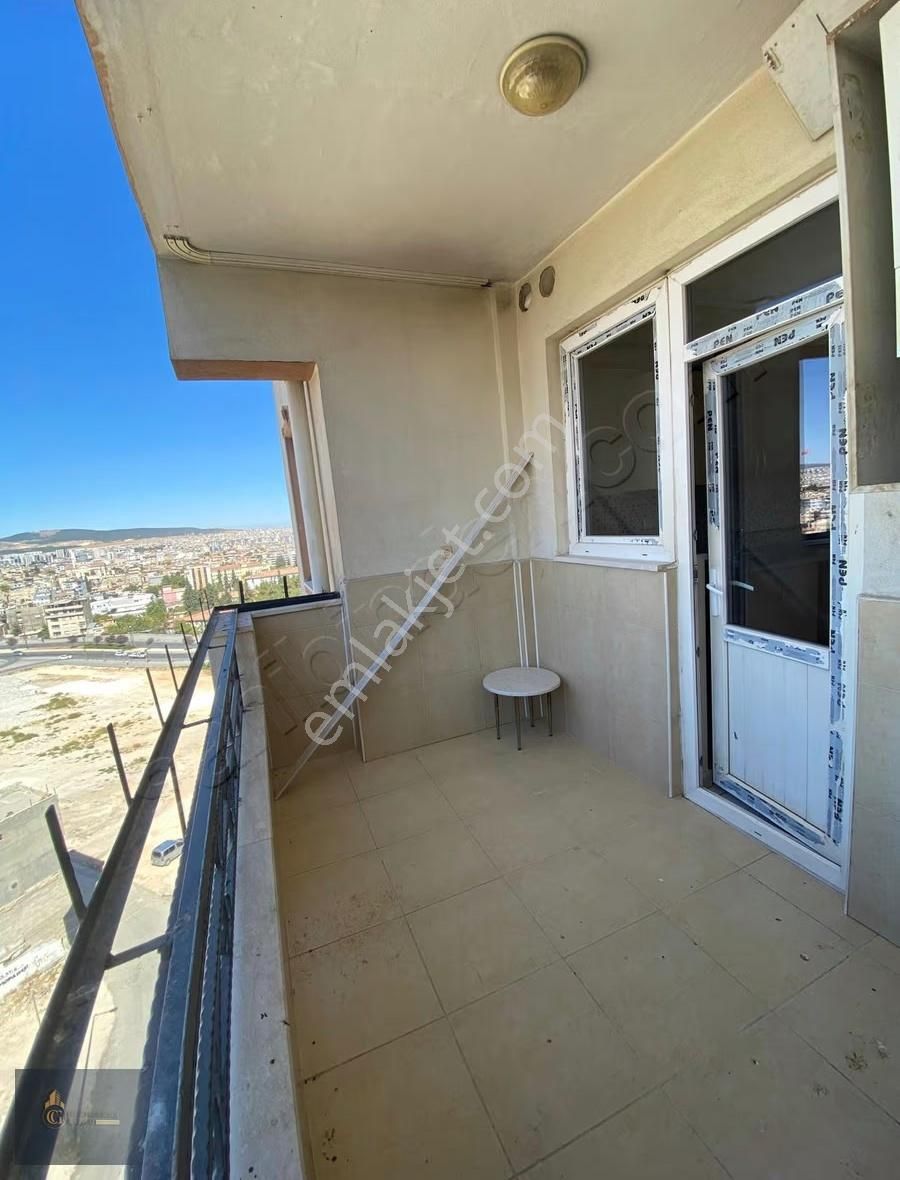 Cennet Gyo^dan Çamlıca Konutlarında 2+1 120m Daire - Görsel 3