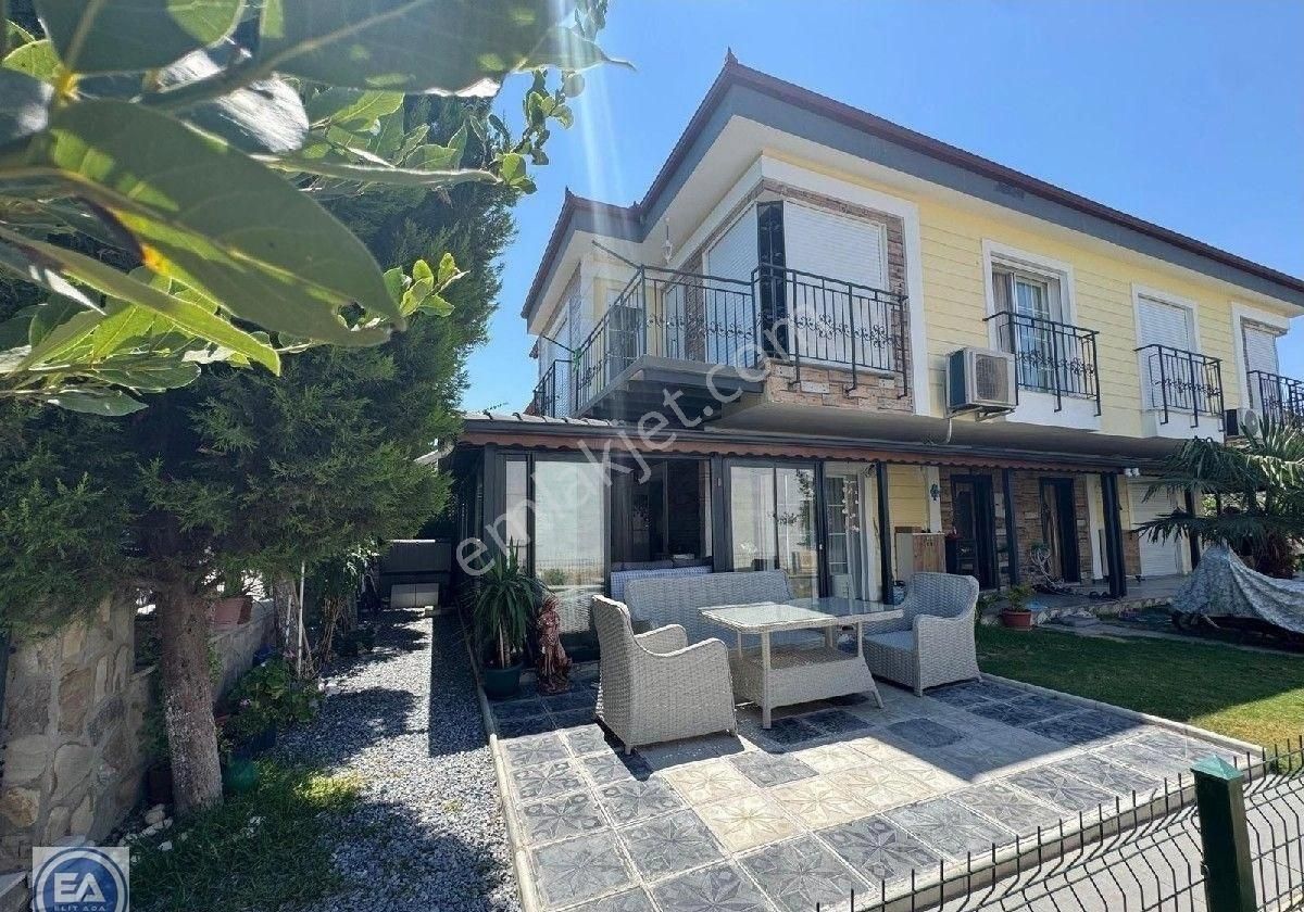 Kuşadası'nda Denize Yakın 3+1 Satılık