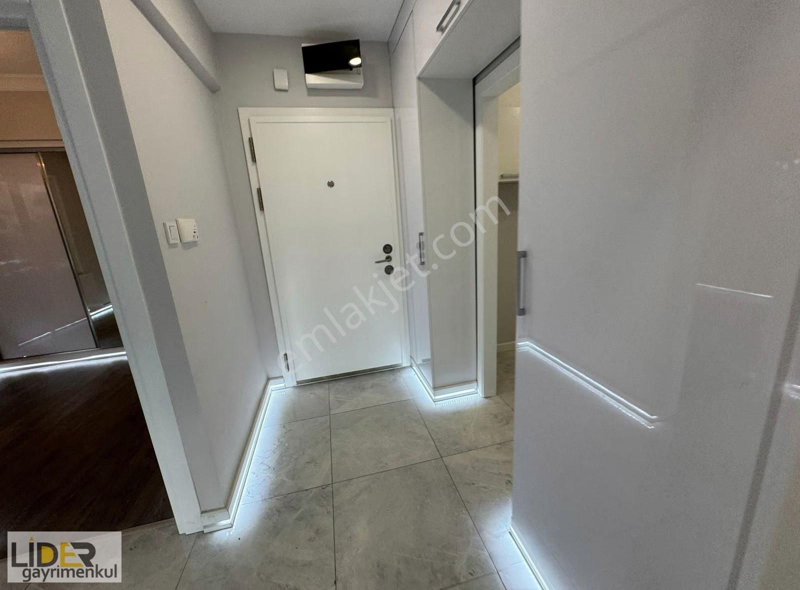 Lider'den Göztepe Bağdat Cad. Yakın 80m2 İçi Lüx Yapılı 2+1 - Görsel 17