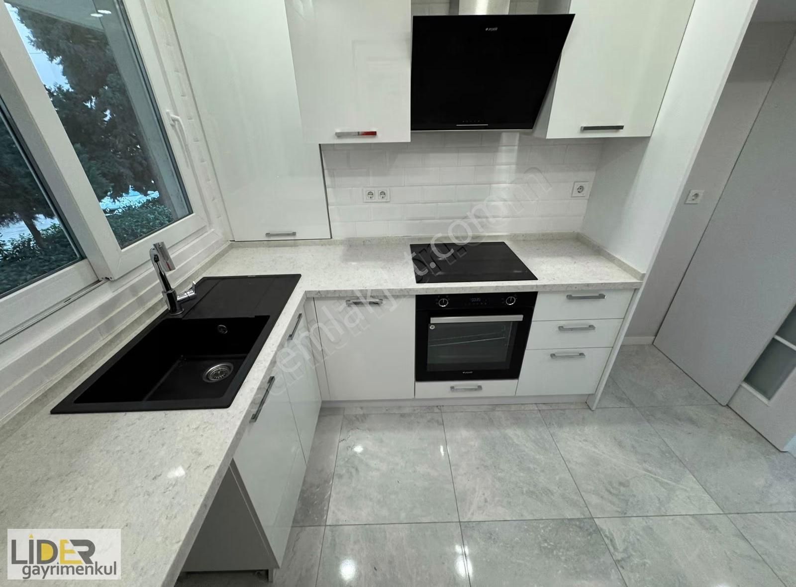 Lider'den Göztepe Bağdat Cad. Yakın 80m2 İçi Lüx Yapılı 2+1 - Görsel 10