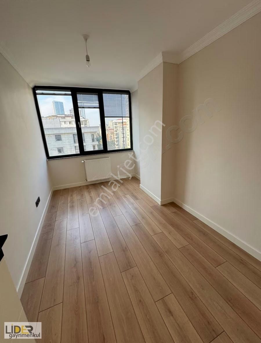 Lider'den Bağdat Cad. Yakın Kısmi Deniz Manzaralı 7 Yıllık 2+1 - Görsel 14