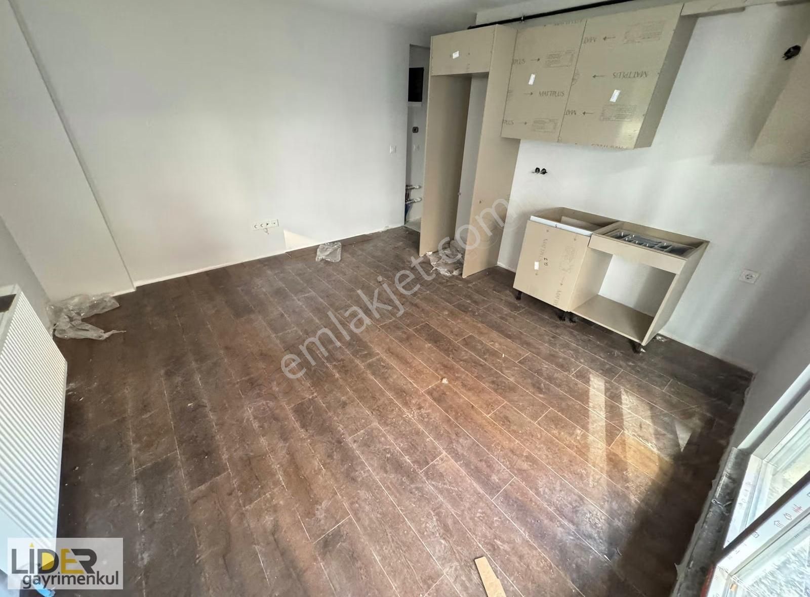 Lider'den Ulaşıma Yakın Sıfır Ön Cephe Bahçeli 1+1 - Görsel 12