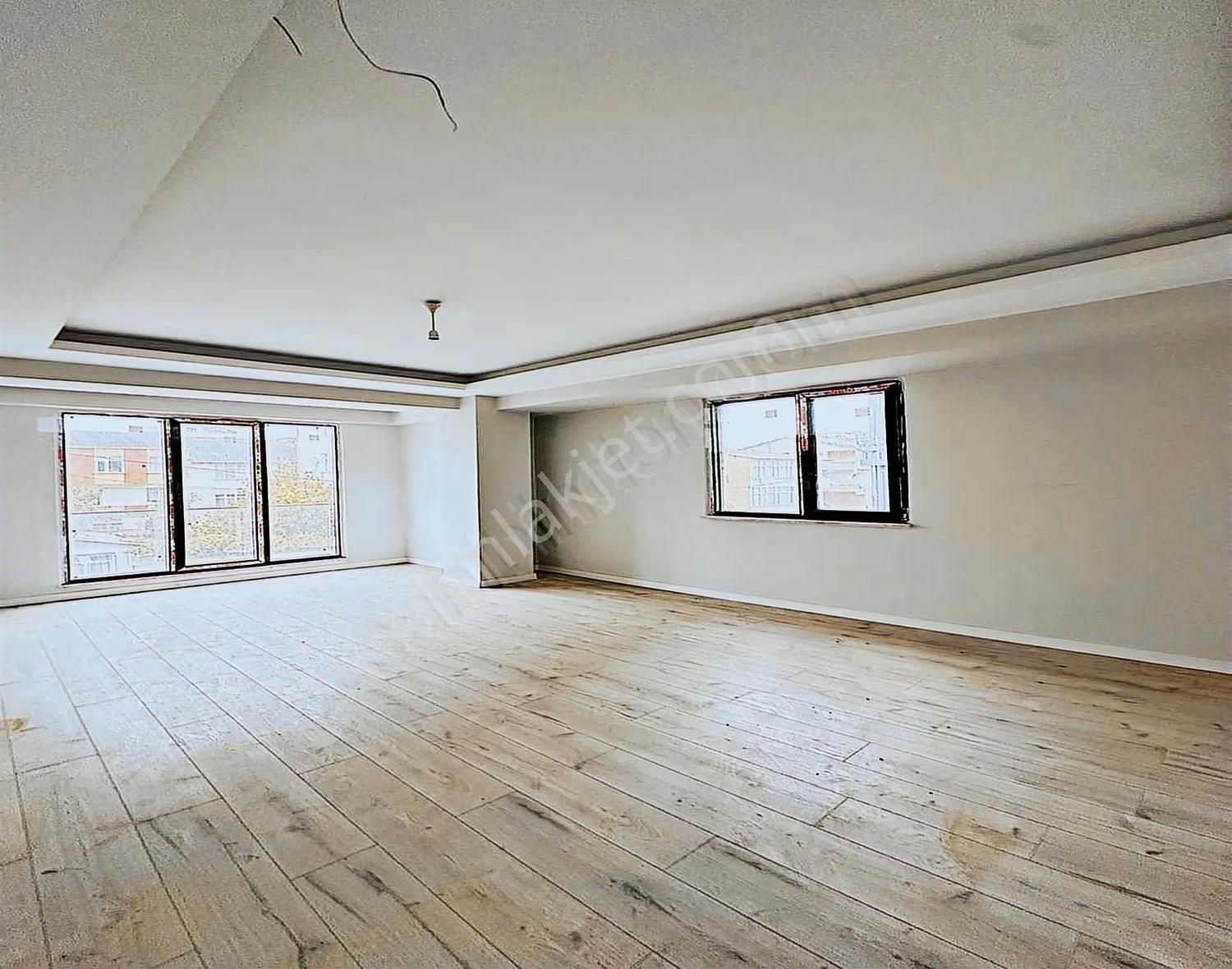 3m Yapı'dan Mehmet Akif Mh Site İçerisinde Lüks 3+1 Daire !!