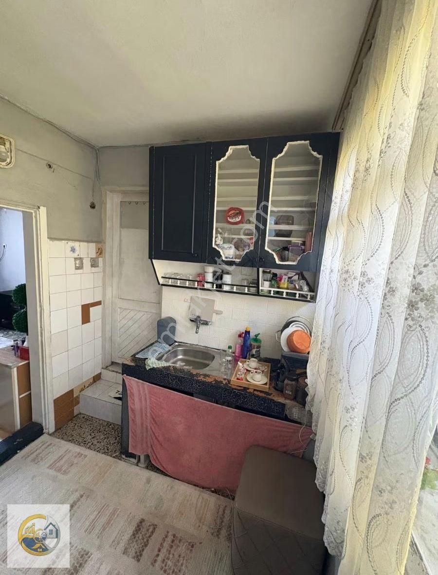 İzmir Karabağlar Limontepede Satılık Müstakil Bina - Görsel 4