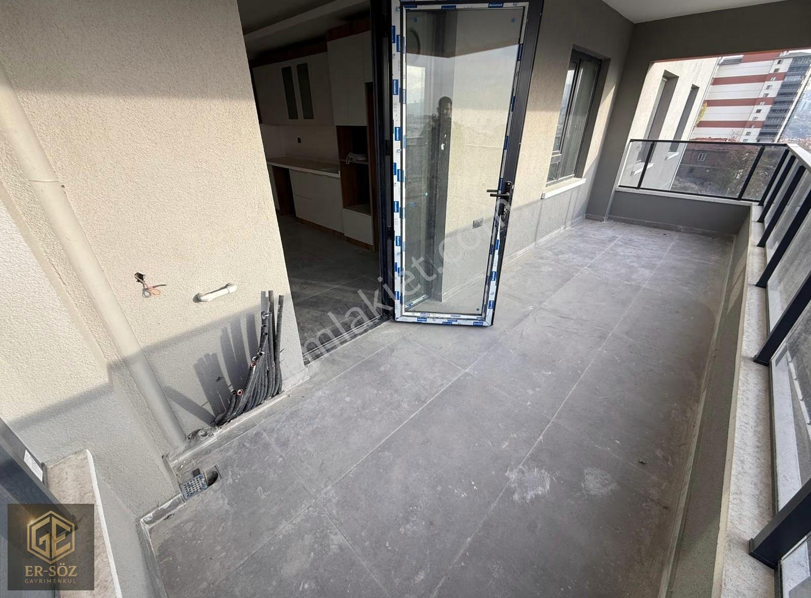 Muhteşem Mimari /ankara Manzaralı /yerden Isıtma Sıfır 3+1 Daire - Görsel 23
