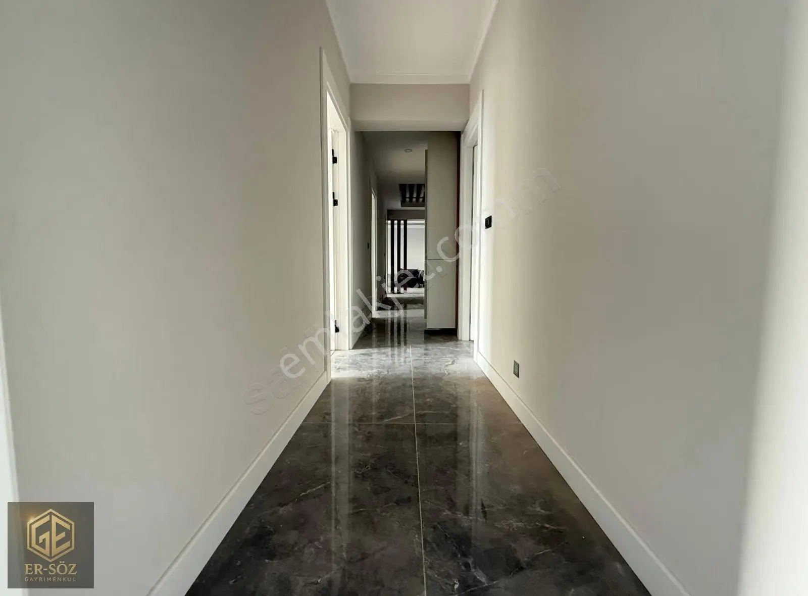 Muhteşem Mimari /ankara Manzaralı /yerden Isıtma Sıfır 3+1 Daire - Görsel 5