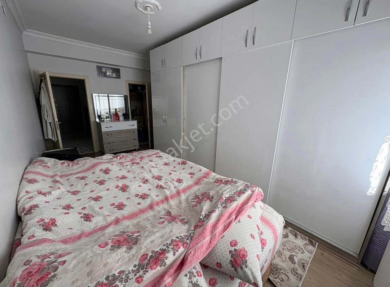 Hocalı Cad. Üzeri Ön Cephede Bakımlı Masrafsız 135m² Kupon 3+1! - Görsel 9