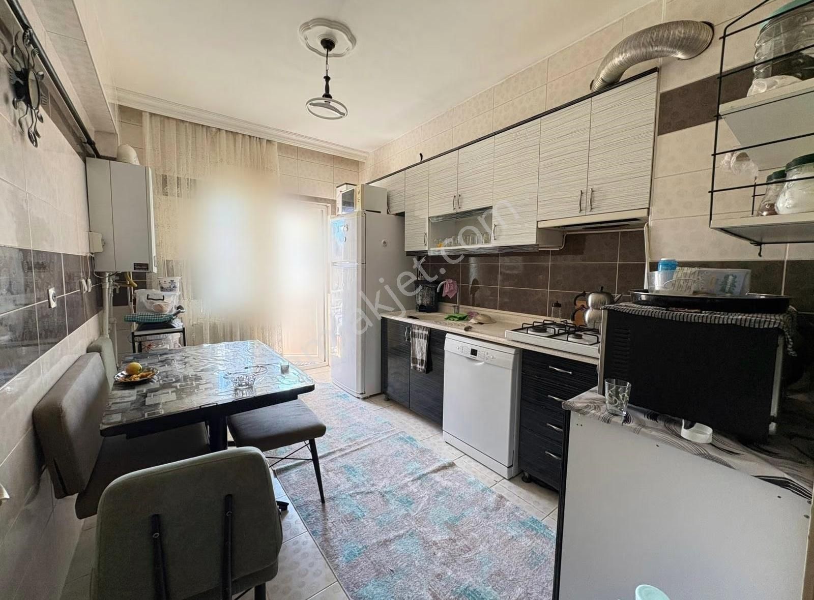 Hocalı Cad. Üzeri Ön Cephede Bakımlı Masrafsız 135m² Kupon 3+1! - Görsel 3