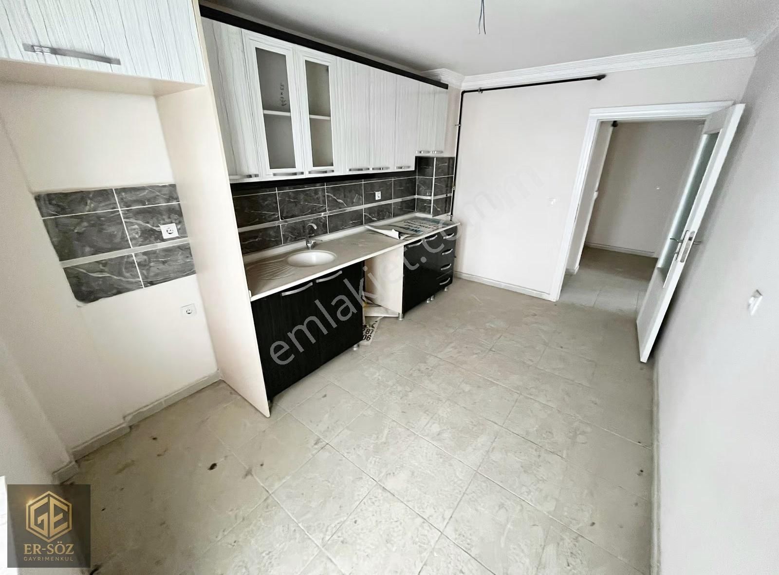 Yeşilbayır Mh. Cadde Yakını 3+1 Asansörlü Çift Balkonlu Satılık! - Görsel 2