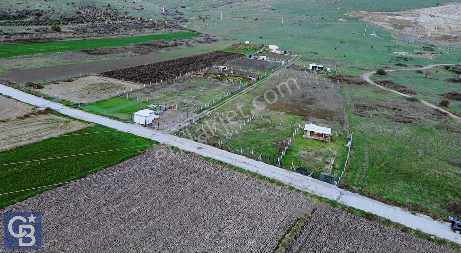 Çaltılıderede Yola Cephe 425m2 İçerisine Konteyner Bulunan Tarla - Görsel 14