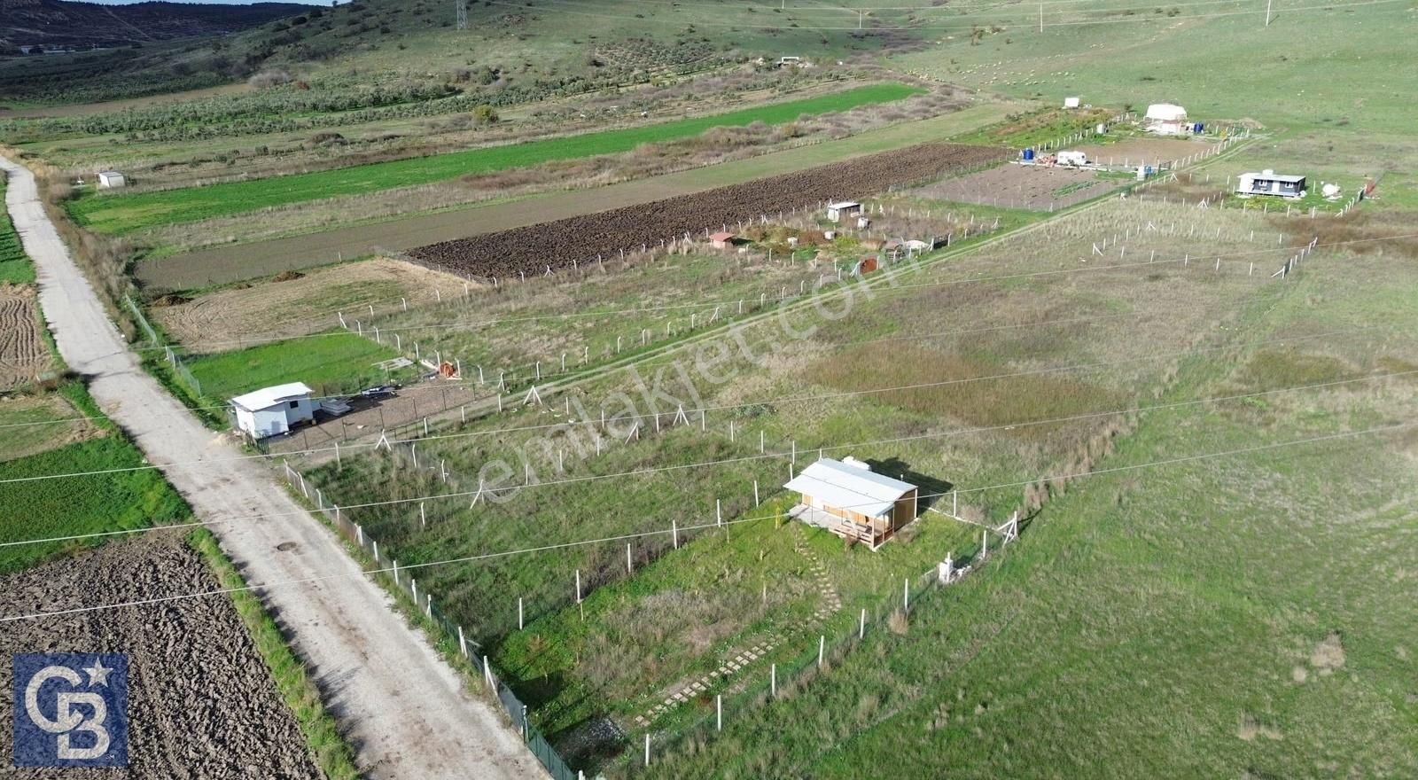 Çaltılıderede Yola Cephe 425m2 İçerisine Konteyner Bulunan Tarla - Görsel 11