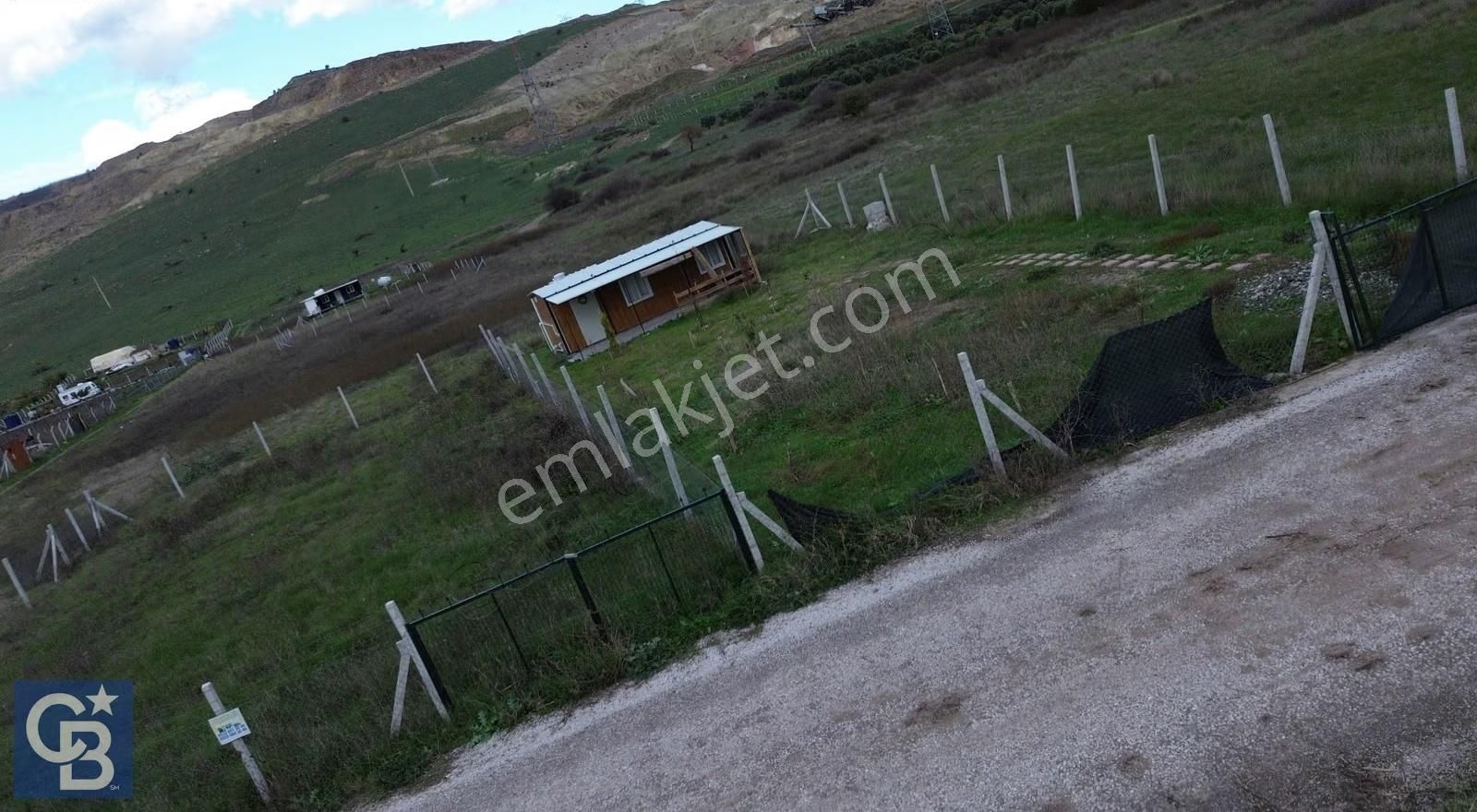 Çaltılıderede Yola Cephe 425m2 İçerisine Konteyner Bulunan Tarla - Görsel 18