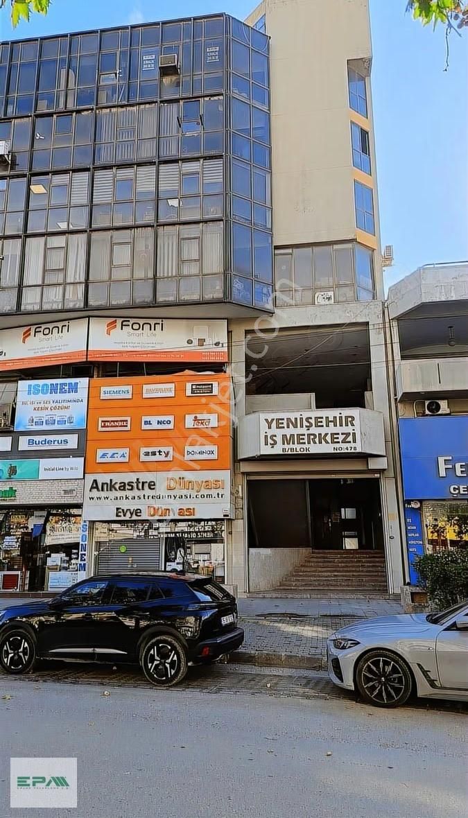 Yenişehir İş Merkezinde Otoparklı Cadde Cepheli Kiralık Ofis - Görsel 18