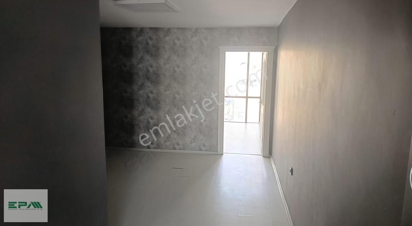 Yenişehir İş Merkezinde Otoparklı Cadde Cepheli Kiralık Ofis - Görsel 24