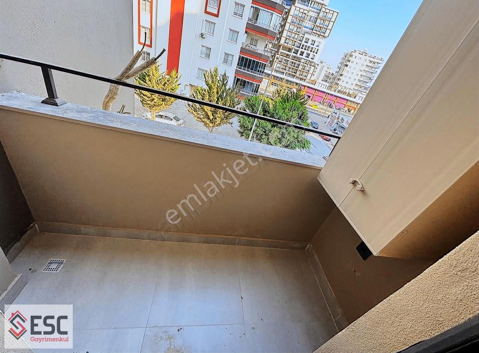 Esc'den Çiftlikköy'de Marka Projede 1+1 Satılık Daire Esc2141 - Görsel 10