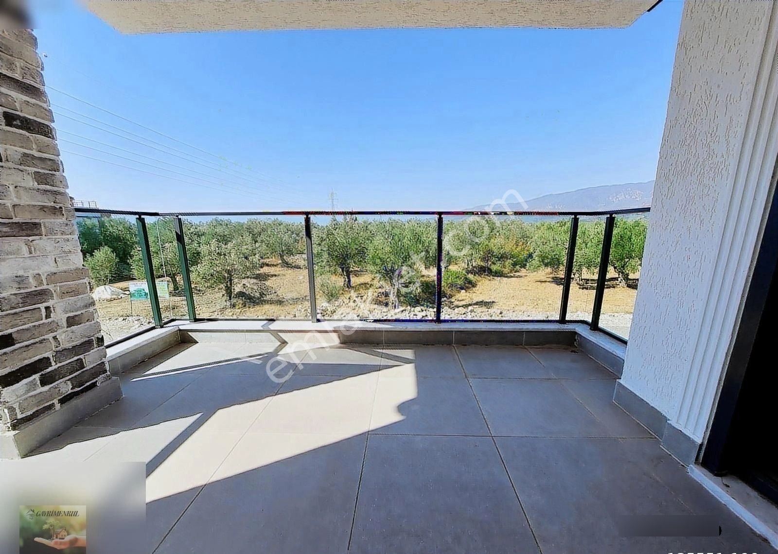 Zeytinli'de Kaliteli Mimari Yapısı İle Özel Tasarım 4+1 Villa - Görsel 28