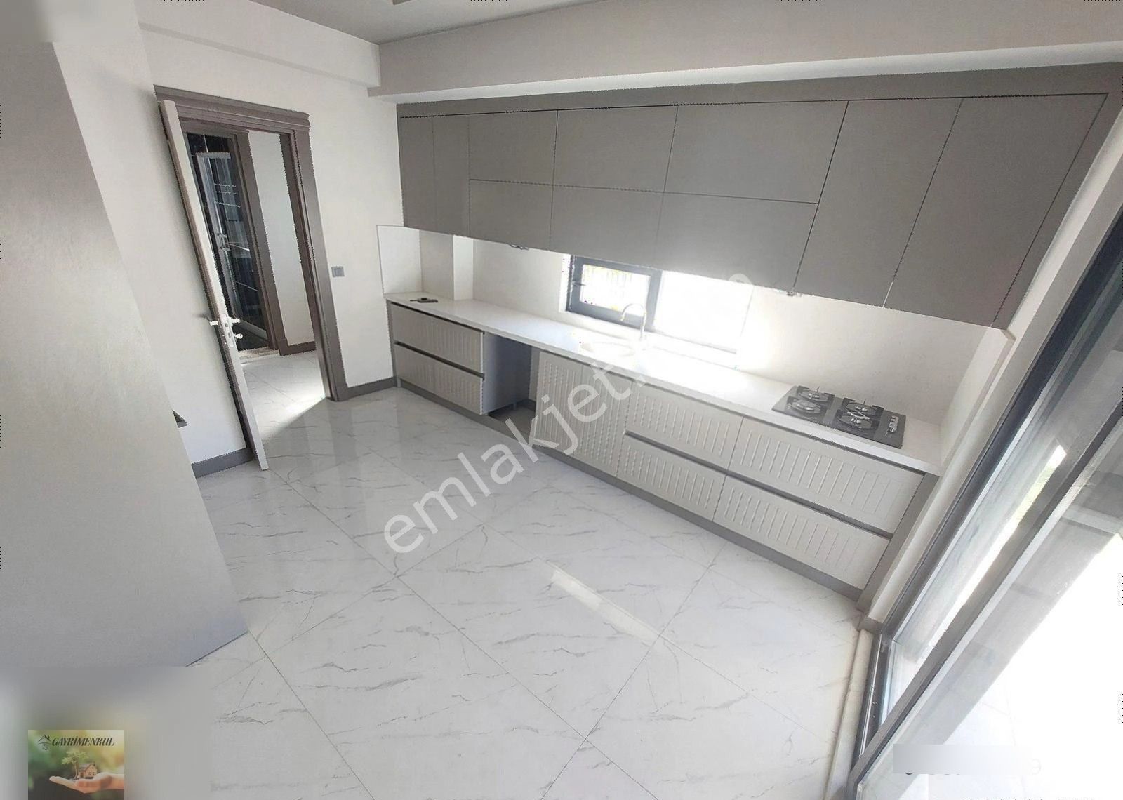 Zeytinli'de Kaliteli Mimari Yapısı İle Özel Tasarım 4+1 Villa - Görsel 12