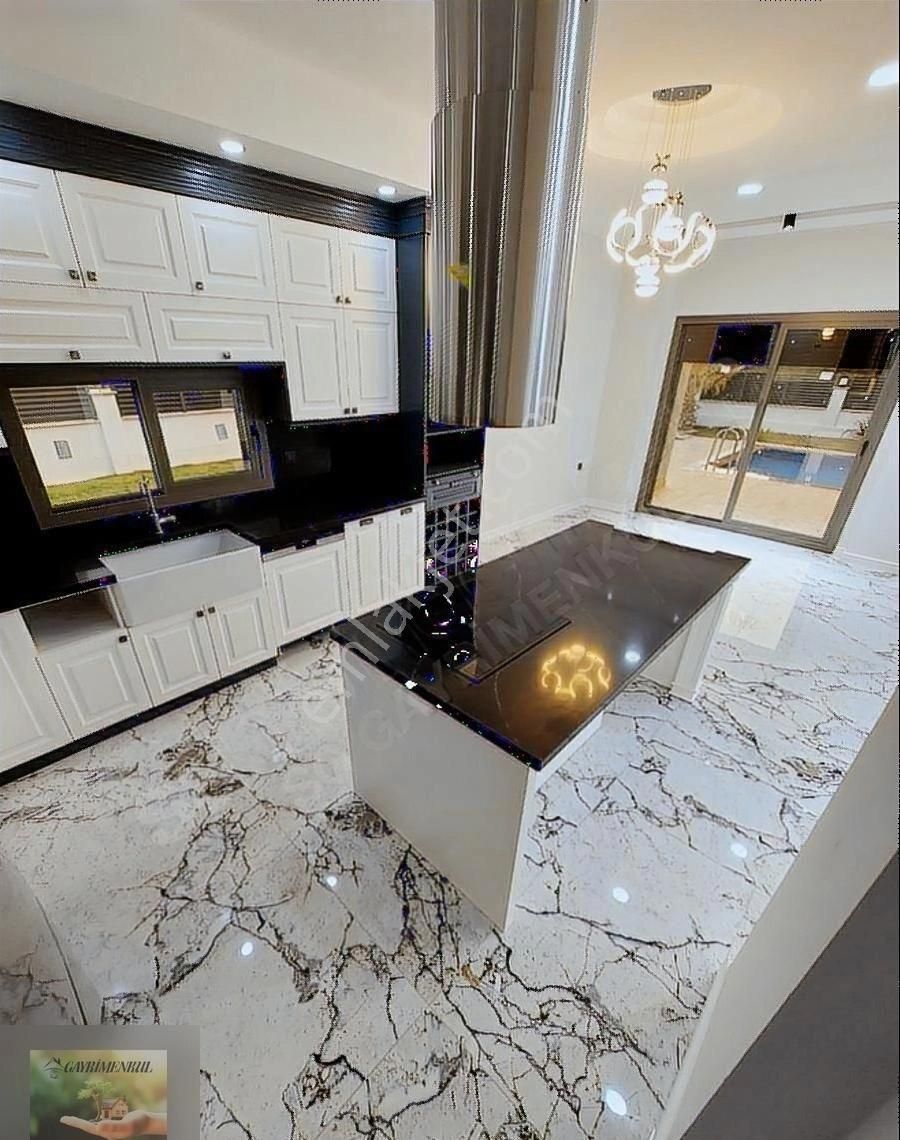 Altınoluk'ta,660 M2 Arsa İçerisinde, Yüzme Havuzlu 5+1 Müstakil - Görsel 33