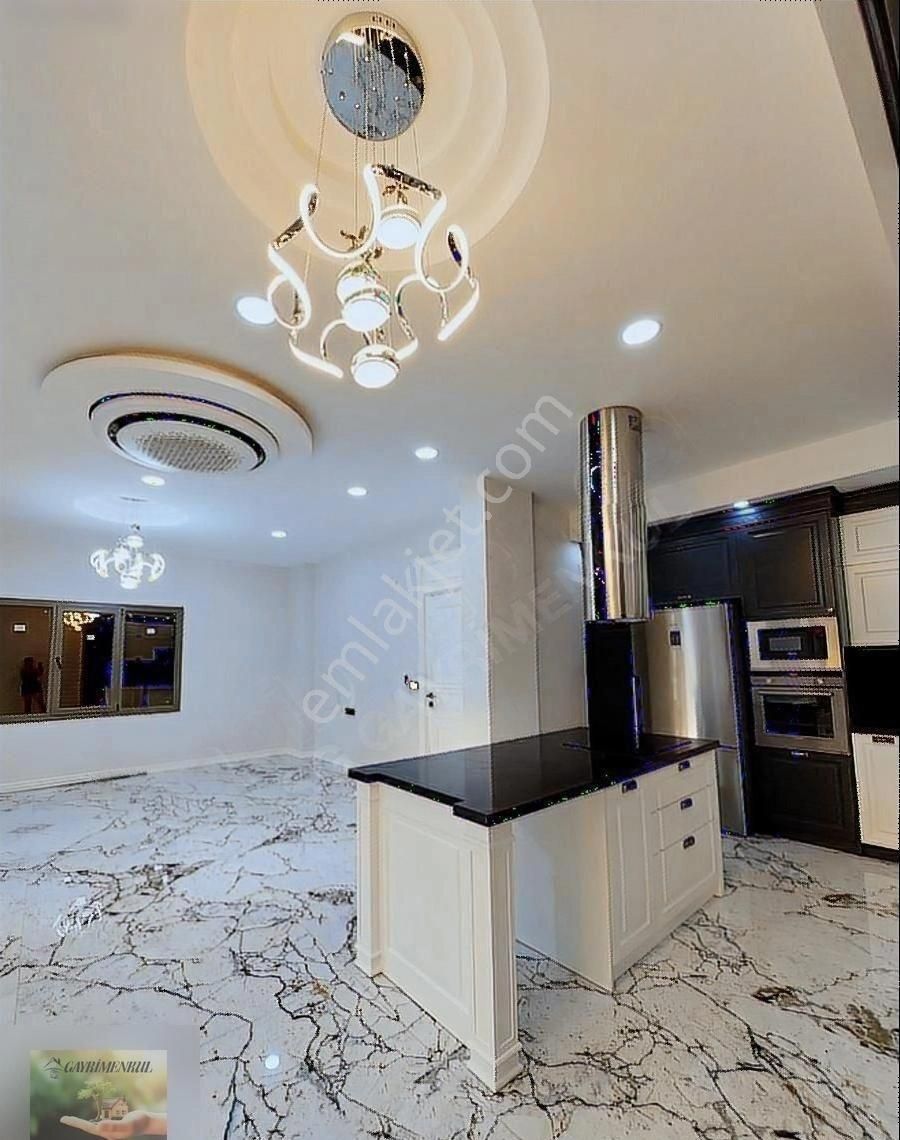 Altınoluk'ta,660 M2 Arsa İçerisinde, Yüzme Havuzlu 5+1 Müstakil - Görsel 8