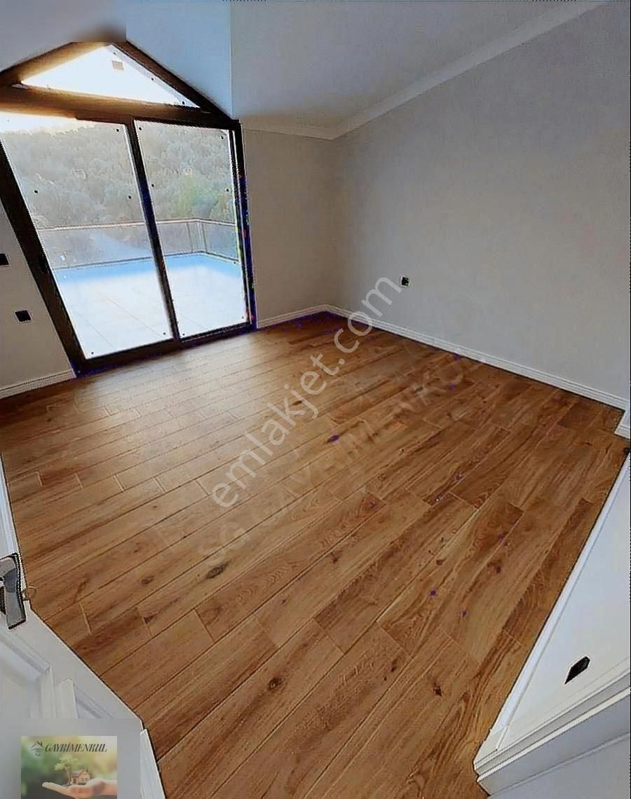 Altınoluk'ta,660 M2 Arsa İçerisinde, Yüzme Havuzlu 5+1 Müstakil - Görsel 16