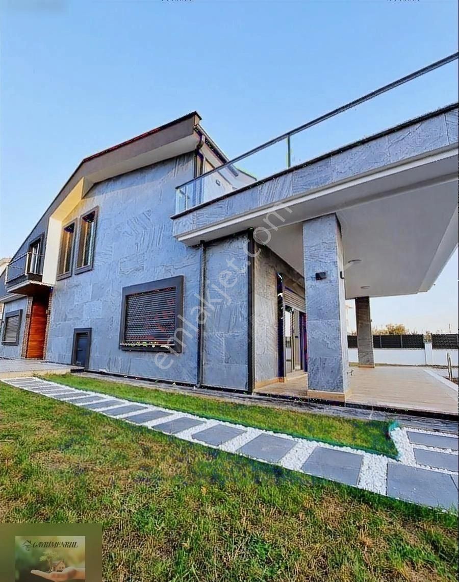 Altınoluk'ta,660 M2 Arsa İçerisinde, Yüzme Havuzlu 5+1 Müstakil - Görsel 19