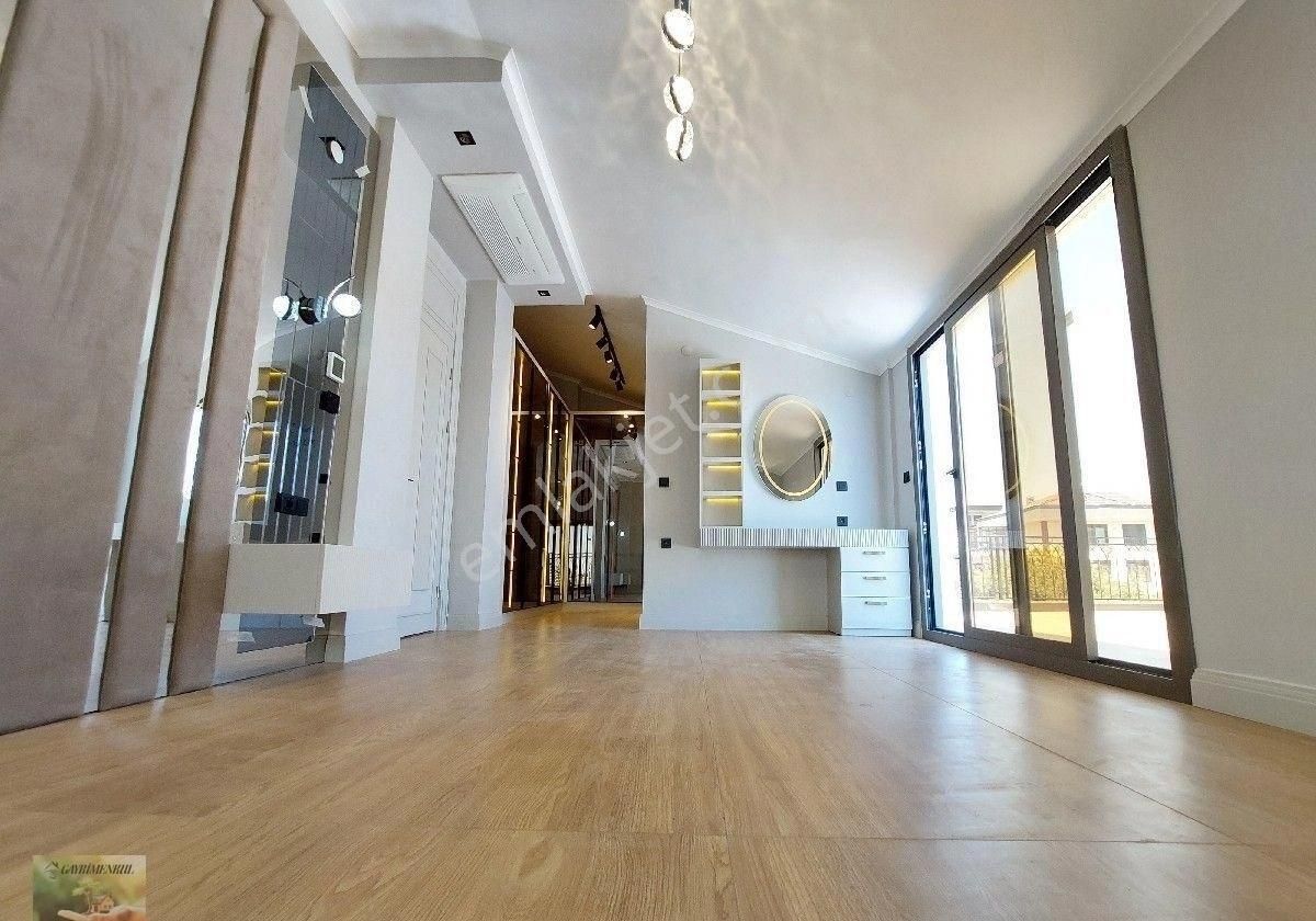 Narlı'da 700m2 Arsa İçerisinde Denize Uzanan 4+1 Saunalı, Jakuzili Ultra Lüx Müstakil Villa - Görsel 18