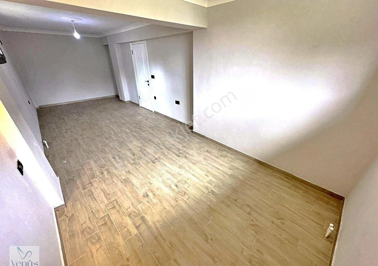 Venüs'den, Güre'de 310m2 Arsa İçerisinde 3+1 Özel Tasarım Müstakil Villa - Görsel 23