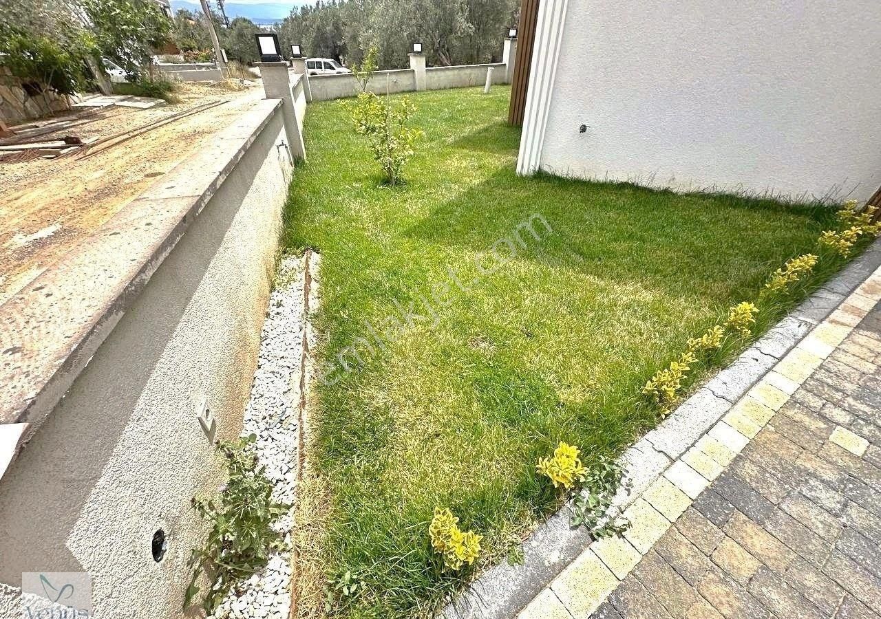Venüs'den, Güre'de 310m2 Arsa İçerisinde 3+1 Özel Tasarım Müstakil Villa - Görsel 2