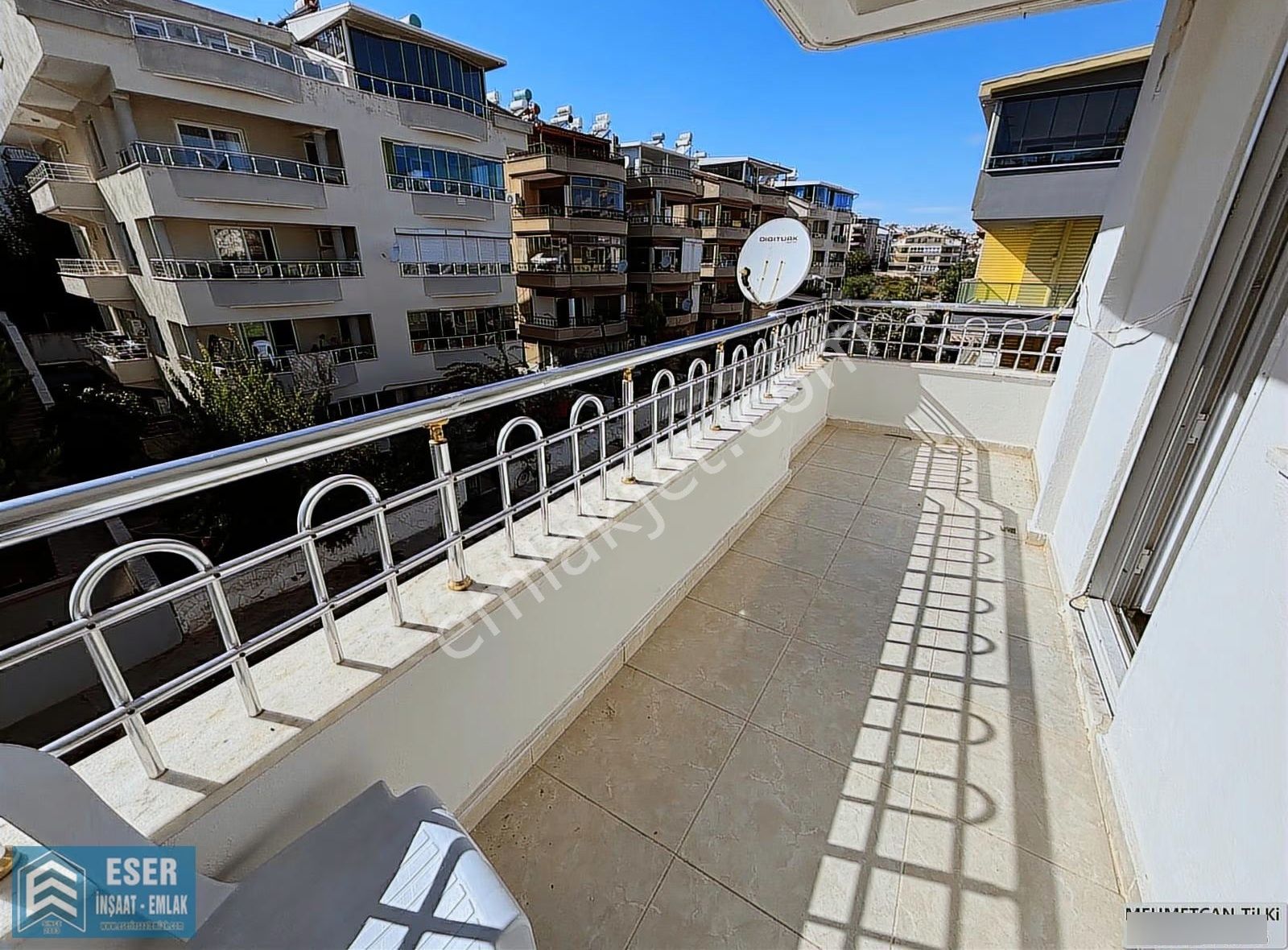 Altınkum Satılık Bütün Odaları Ön Cephe Köşebaşı 2+1 Uygun Daire - Görsel 32