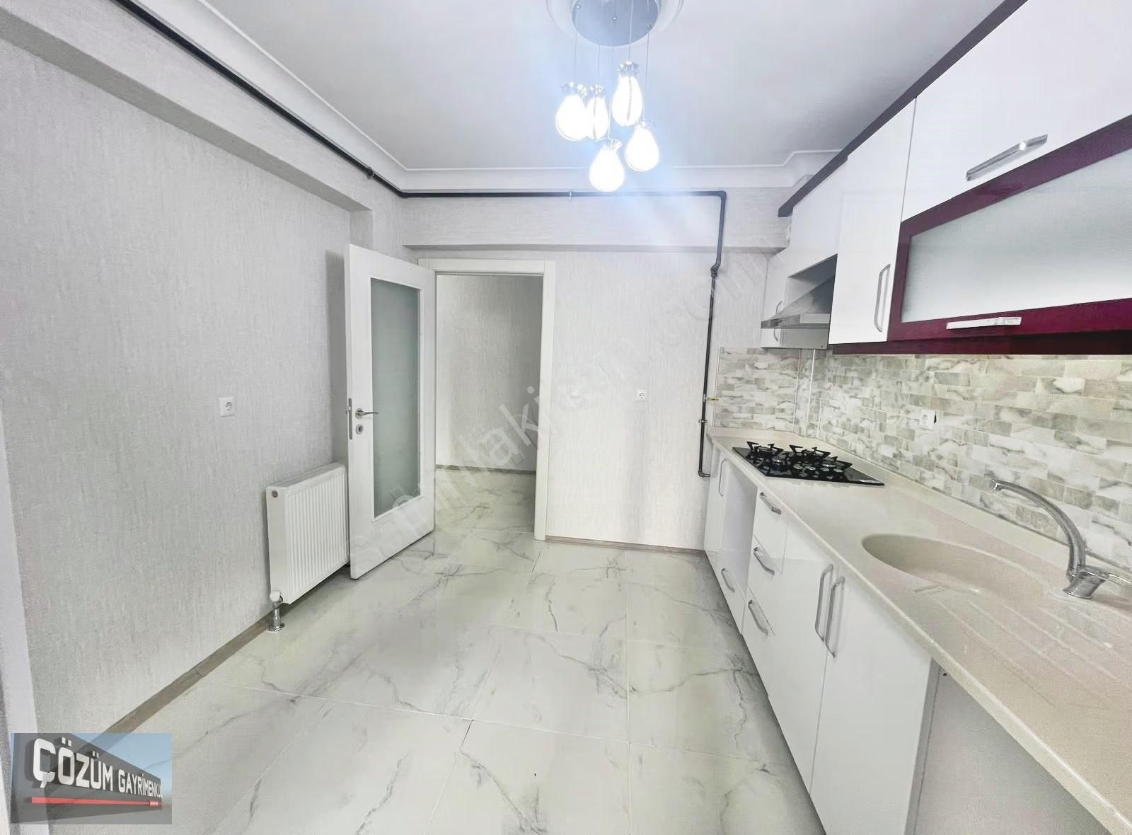 Çözüm Fırsatı Yeni Bina 3+1 Çift Banyo Ön Güney Kombili İskanlı. - Görsel 28