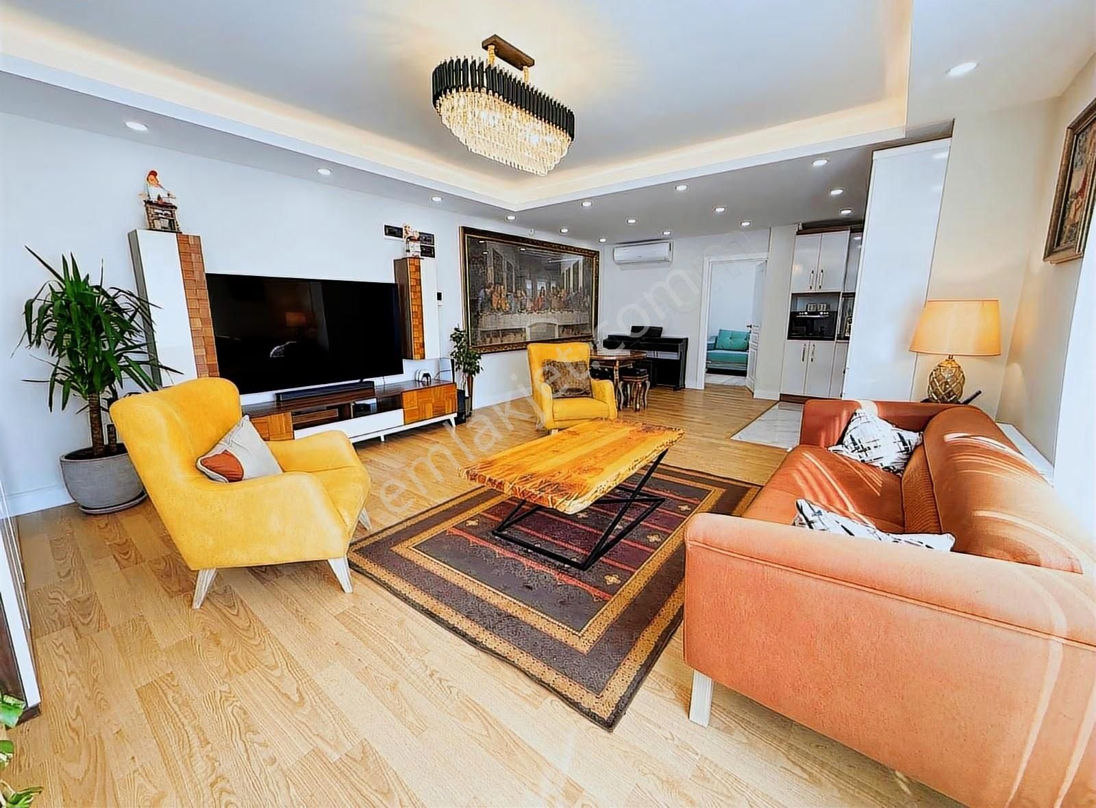 Hurma'da Satılık Lüx Sitede Dubleks Daire