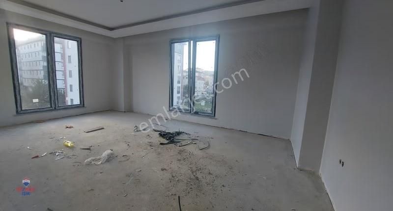 Sıfır Bınada Yerden Isıtmalı Ebeveyn Banyolu Harıka Daıre