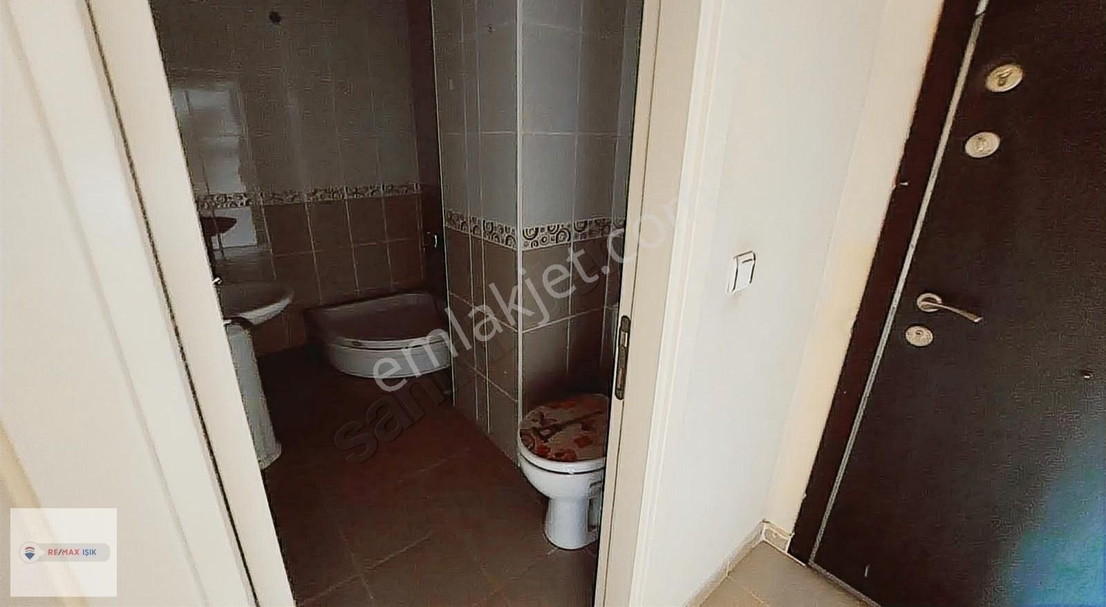 Ümraniye Millet Bahçesine Yürüme Mesafesi 4+2 Fırsat - Görsel 5