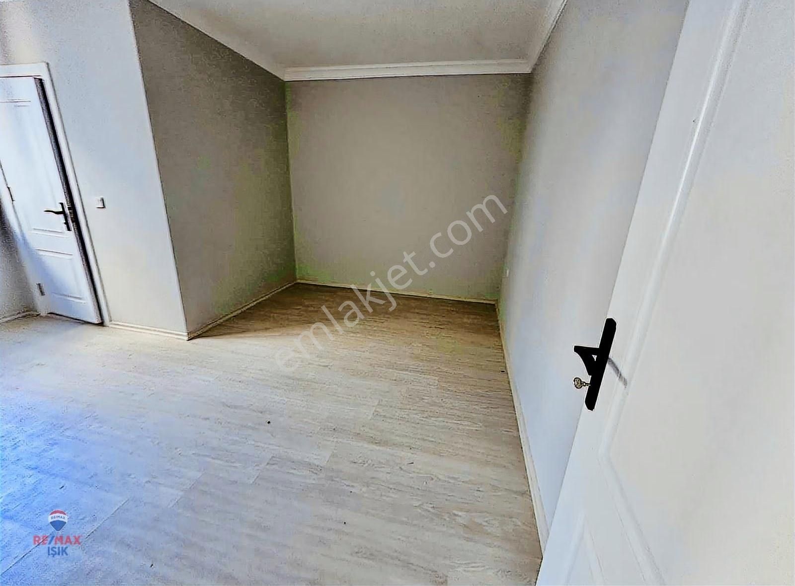 Sancaktepe Abdurrahmangazi Mah 3+1 Arakat Acill Satılık 120 M2 - Görsel 4