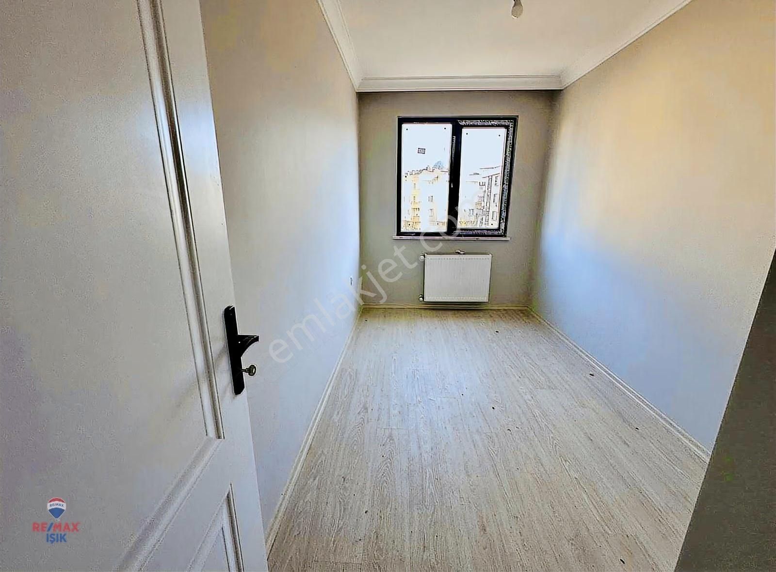 Sancaktepe Abdurrahmangazi Mah 3+1 Arakat Acill Satılık 120 M2 - Görsel 27