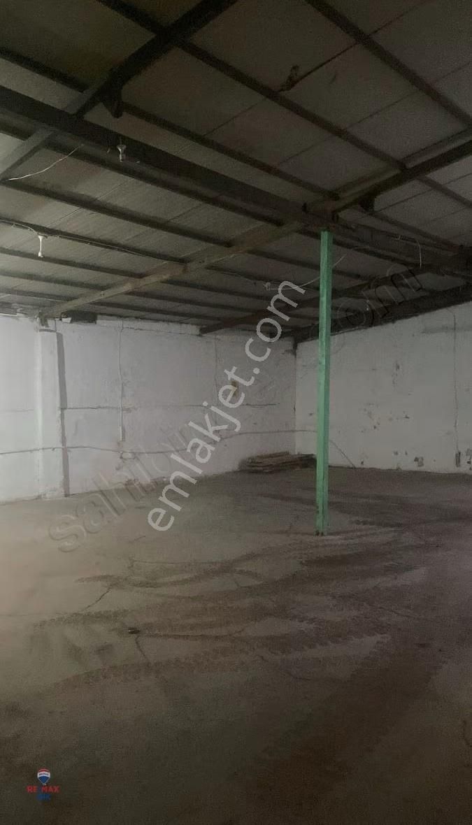 Müstakil Zemine Basar Önüne Tır Yanaşır Düz Giriş - Görsel 20