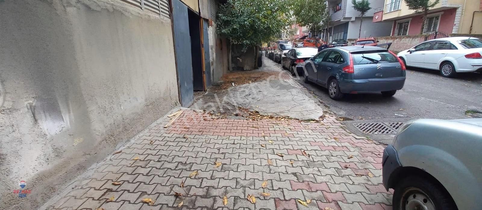 Müstakil Zemine Basar Önüne Tır Yanaşır Düz Giriş - Görsel 4