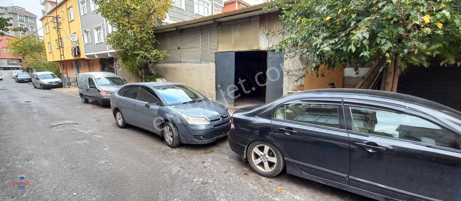 Müstakil Zemine Basar Önüne Tır Yanaşır Düz Giriş - Görsel 13