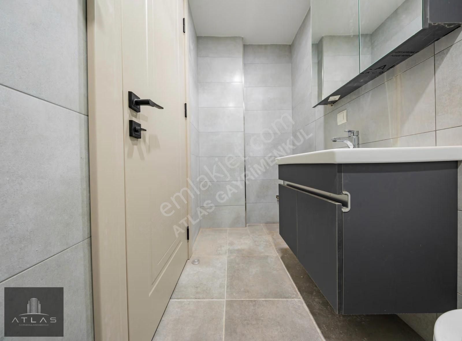 Atlas'tan, Sosyal Tesisli Site'de, 1+1, 75m2, 3.kat, Lüx, Fırsat - Görsel 29