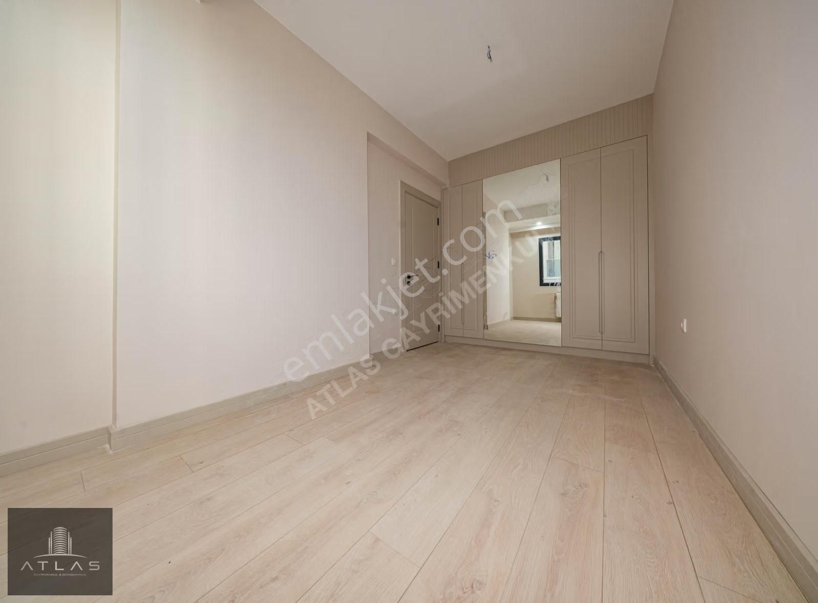 Atlas'tan, Sosyal Tesisli Site'de, 1+1, 75m2, 3.kat, Lüx, Fırsat - Görsel 32