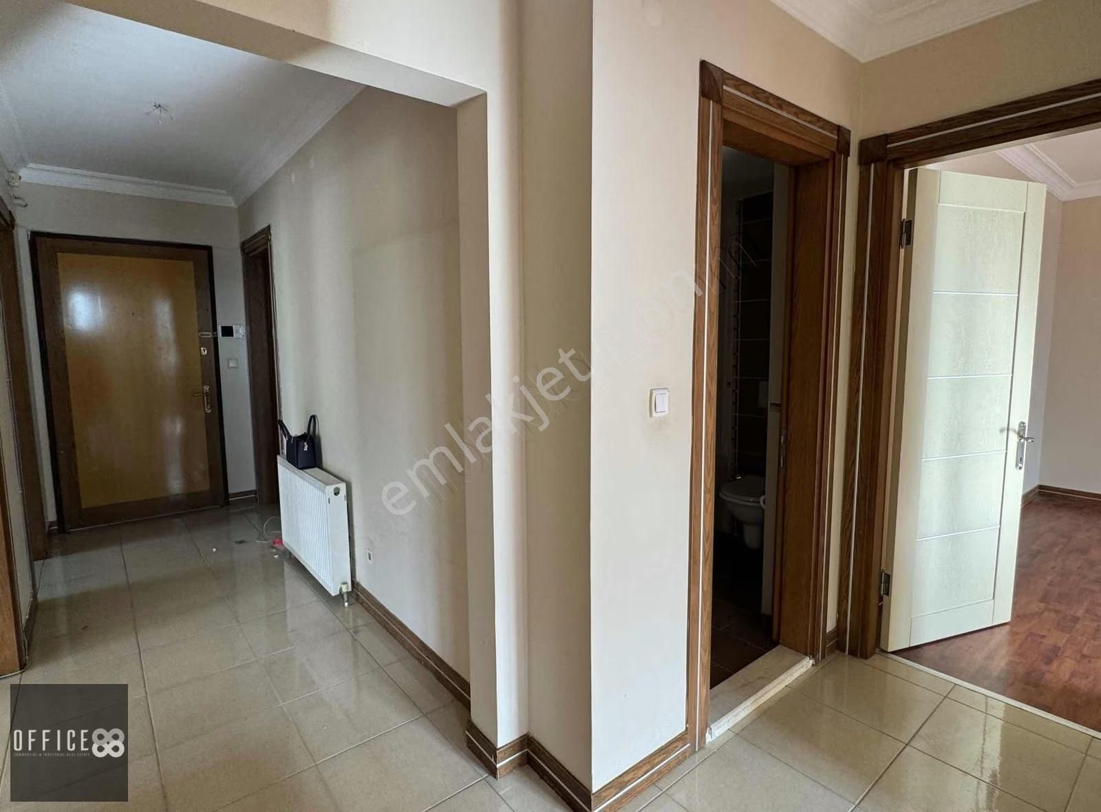 Karşıyaka Bahçelievler Katlı Pazar Yeri Yanı Kiralık Daire - Görsel 3