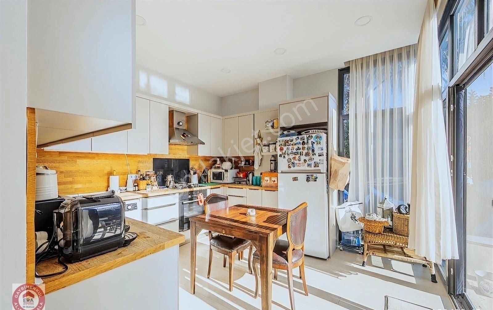 Ortakent Yahşi'de Eşsiz Konumda Müstakil,havuzlu Tek Katlı Villa - Görsel 3