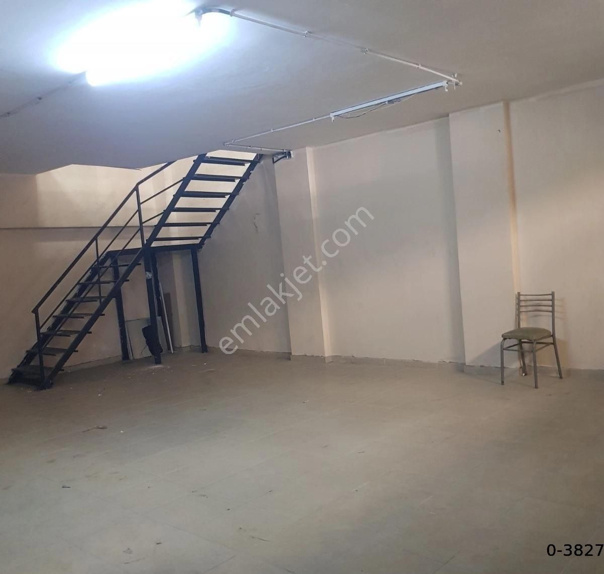 Bağcılar Yüzyıl İskanlı Binada Kiralık Depolu Dükkan - Görsel 13