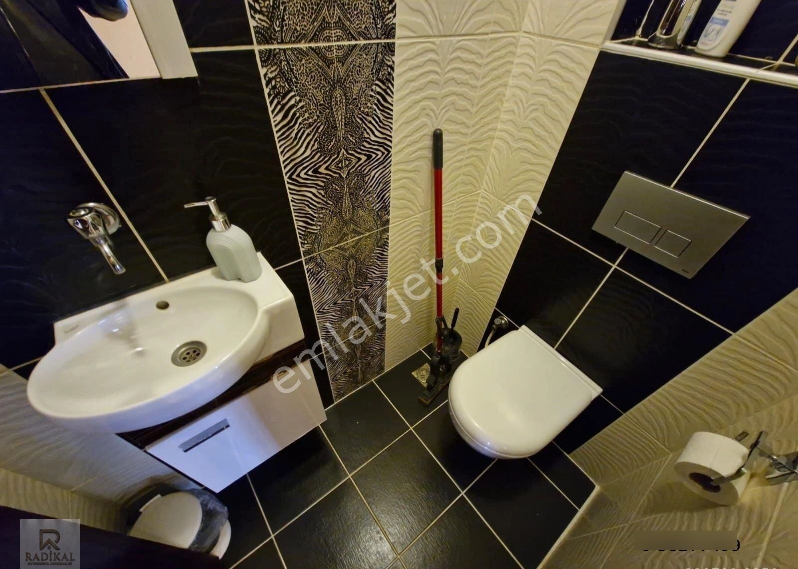 Birlik Mahallesi 489. Sokak Üzerinde Teraslı Satılık 4+1 Emsalsiz M2 Kupon Daire....... - Görsel 31