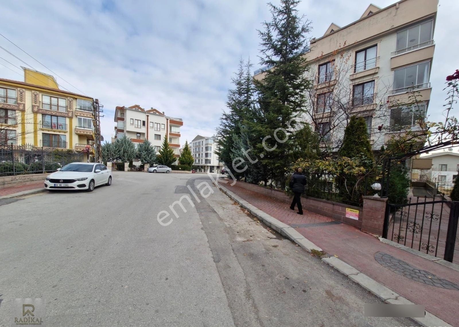 Birlik Mahallesi 489. Sokak Üzerinde Teraslı Satılık 4+1 Emsalsiz M2 Kupon Daire....... - Görsel 20