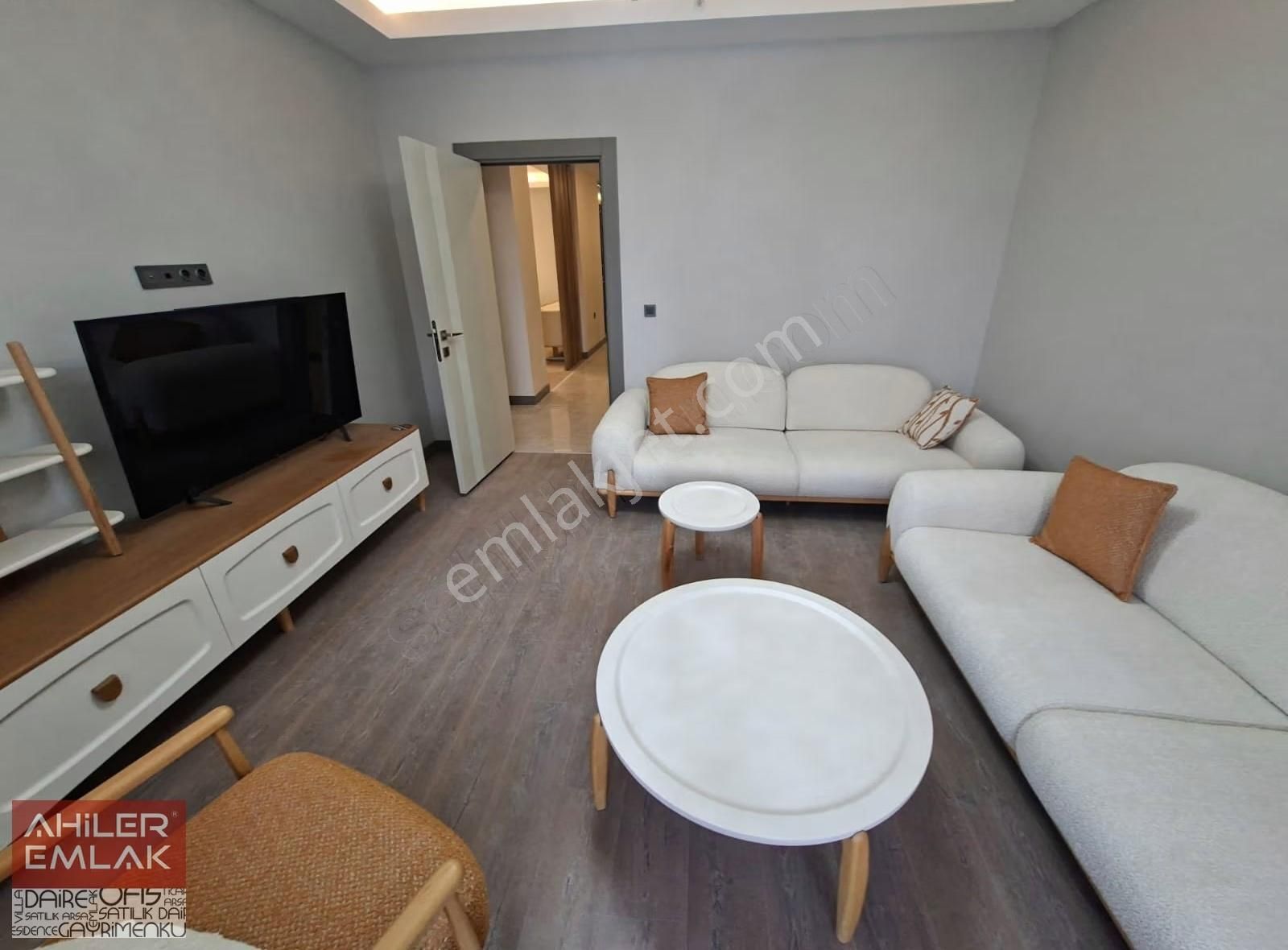 Site İçerisinde 3 Cepheli Full+full Yapılı 8.katta Satılık - Görsel 2