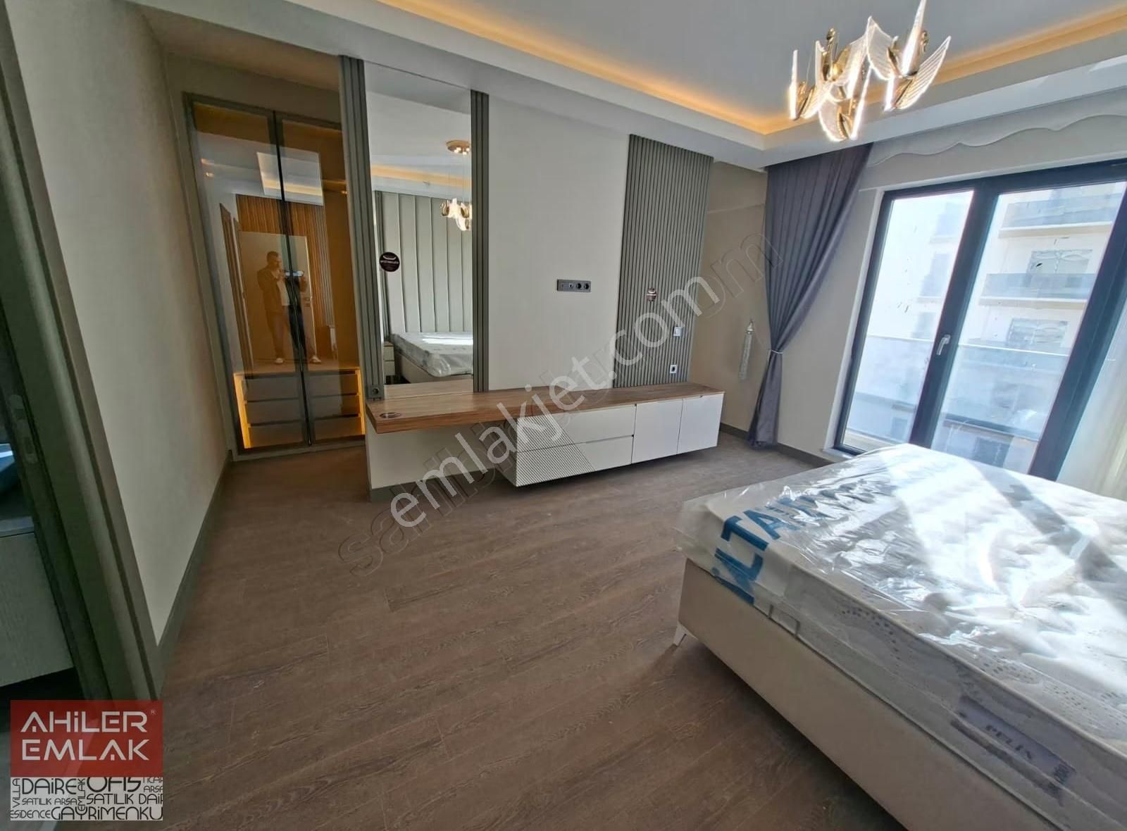 Site İçerisinde 3 Cepheli Full+full Yapılı 8.katta Satılık - Görsel 14