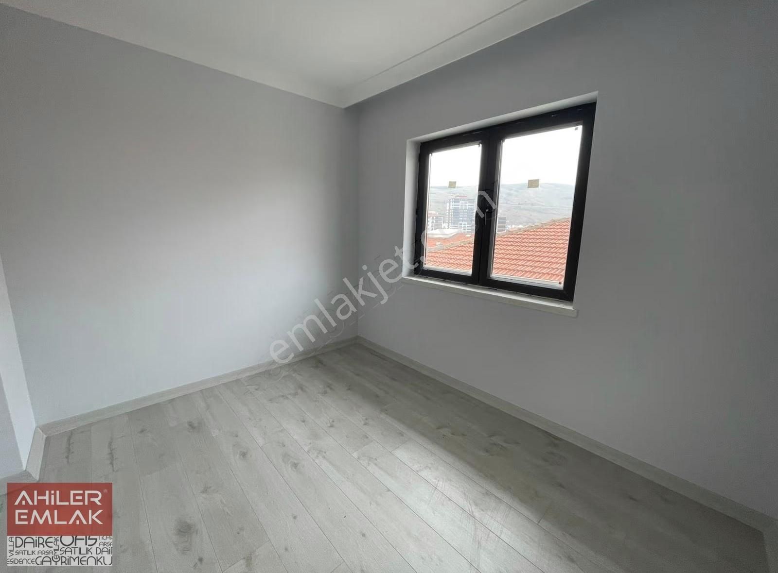 Ahiler'den 5 Oda 1 Salon 240 M2 Güney Dogu Cephe Full Yapılı - Görsel 15