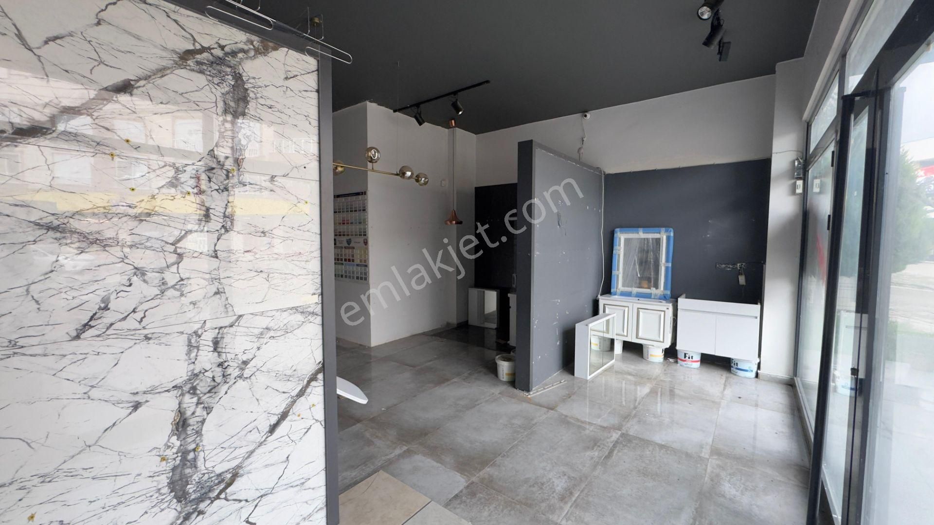 C.b Route'tan İsmetpaşa'da Kiralık Dükkan - Görsel 5