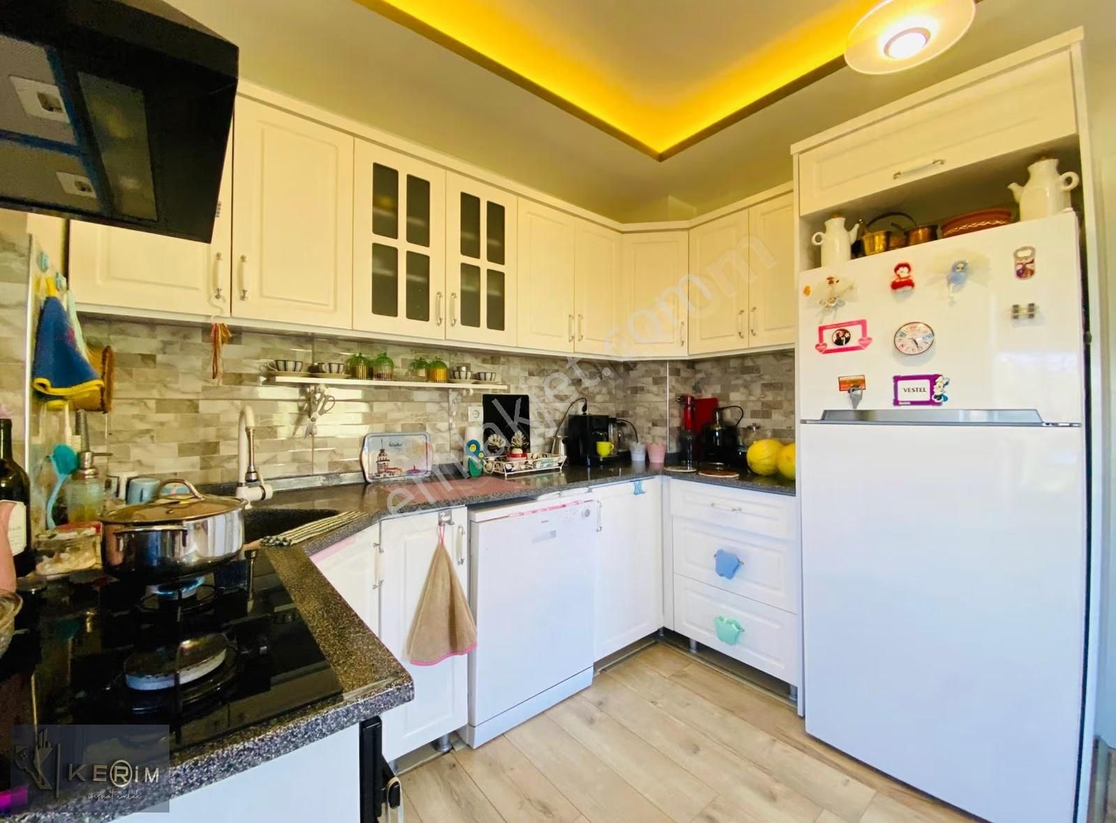 Kerim'den Küçükkuyu Satılık 1+1 Emsalsiz Geniş Daire - Görsel 28